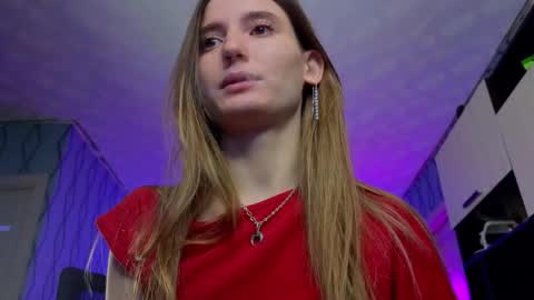 Snapshot of vett1a chatting on 11-12-25, 04:35 vett1a online show from 11-12-25, 04:35