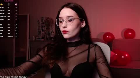 Snapshot of vetta_dey chatting on 03-04-25, 09:11 Iva  online show from 03-04-25, 09:11