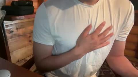 Snapshot of vexelgain chatting on 11-01-25, 03:47 HendasWerout online show from 11-01-25, 03:47