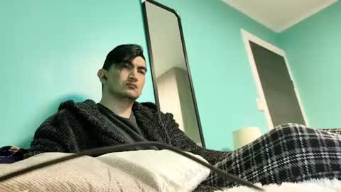 vhalir online show from 06-17-26, 02:47