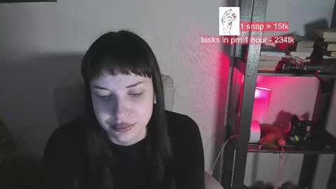 Snapshot of vi_vikkk chatting on 03-04-25, 05:45 VIKA online show from 03-04-25, 05:45