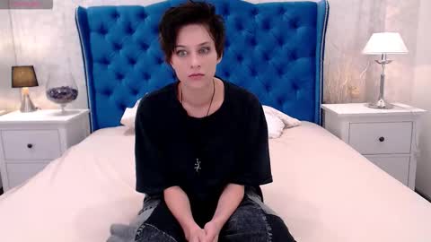 Via online show from 10-01-25, 08:26