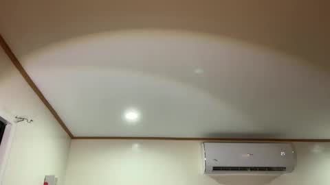 Snapshot of via_olala chatting on 11-08-25, 08:25 via_olala online show from 11-08-25, 08:25