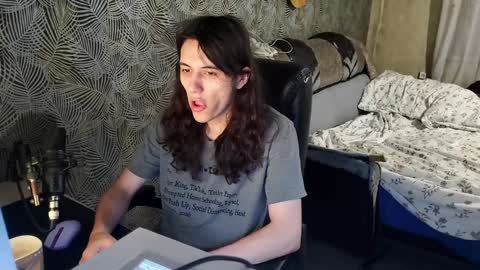 Snapshot of vialeras chatting on 12-08-24, 01:35 vialeras online show from 12-08-24, 01:35