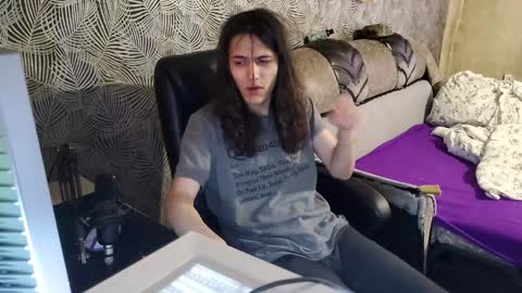 Snapshot of vialeras chatting on 12-12-24, 04:15 vialeras online show from 12-12-24, 04:15