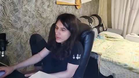 Snapshot of vialeras chatting on 12-31-24, 02:29 vialeras online show from 12-31-24, 02:29