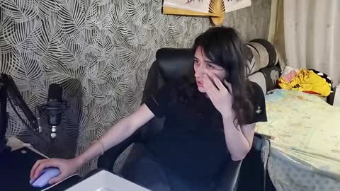 Snapshot of vialeras chatting on 01-01-25, 02:51 vialeras online show from 01-01-25, 02:51