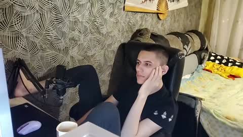 Snapshot of vialeras chatting on 01-08-25, 04:22 vialeras online show from 01-08-25, 04:22