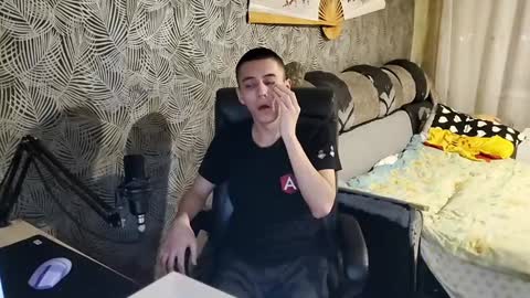 Snapshot of vialeras chatting on 01-08-25, 10:27 vialeras online show from 01-08-25, 10:27