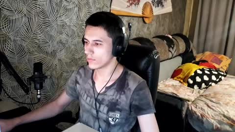 Snapshot of vialeras chatting on 02-07-25, 07:06 vialeras online show from 02-07-25, 07:06