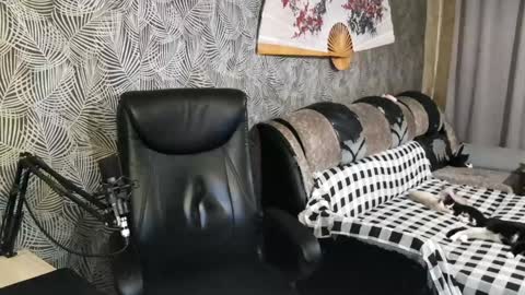 Snapshot of vialeras chatting on 02-09-25, 12:28 vialeras online show from 02-09-25, 12:28