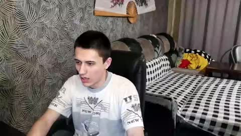 Snapshot of vialeras chatting on 02-11-25, 02:25 vialeras online show from 02-11-25, 02:25