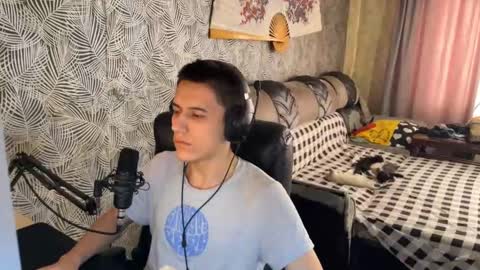 Snapshot of vialeras chatting on 02-16-25, 05:26 vialeras online show from 02-16-25, 05:26