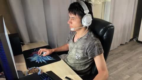 Snapshot of vialeras chatting on 09-20-25, 12:17 vialeras online show from 09-20-25, 12:17