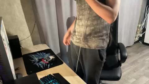 Snapshot of vialeras chatting on 09-24-25, 01:20 vialeras online show from 09-24-25, 01:20