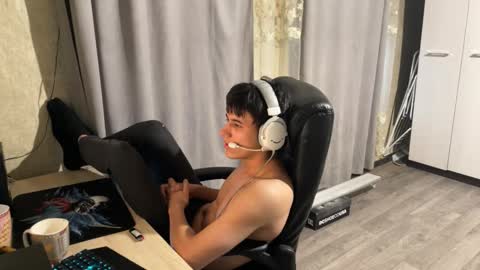 Snapshot of vialeras chatting on 10-04-25, 12:36 vialeras online show from 10-04-25, 12:36