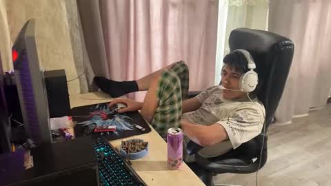 Snapshot of vialeras chatting on 10-12-25, 05:50 vialeras online show from 10-12-25, 05:50