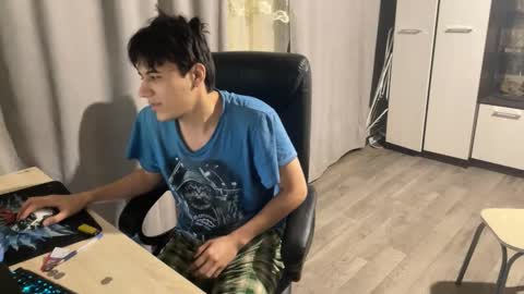 Snapshot of vialeras chatting on 10-30-25, 05:24 vialeras online show from 10-30-25, 05:24