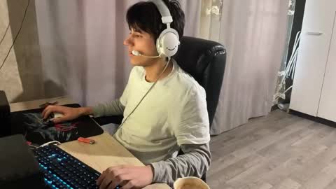 Snapshot of vialeras chatting on 12-01-25, 07:24 vialeras online show from 12-01-25, 07:24