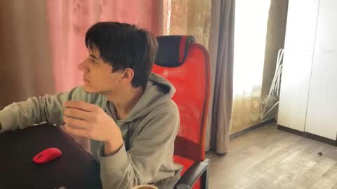 vialeras online show from 02-15-26, 07:51