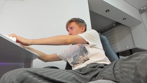 Snapshot of vibemygirl chatting on 01-29-25, 03:37 vibemygirl online show from 01-29-25, 03:37