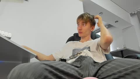 Snapshot of vibemygirl chatting on 01-30-25, 09:15 vibemygirl online show from 01-30-25, 09:15