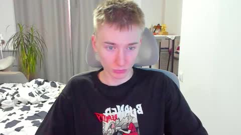 vibemygirl online show from 12-18-25, 09:04