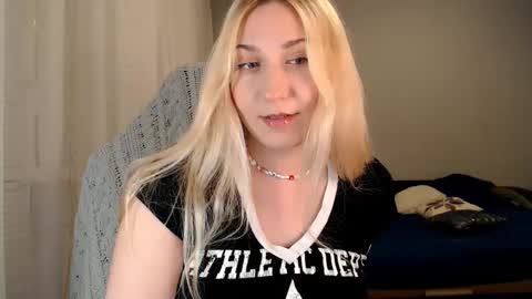 Amelia online show from 09-16-25, 07:15