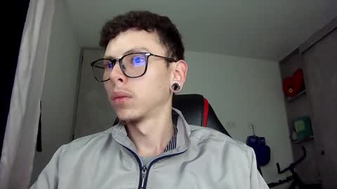 Snapshot of vicent_brais chatting on 12-03-24, 08:16 Vicent Brais online show from 12-03-24, 08:16