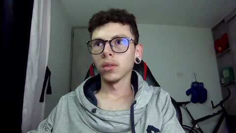 Snapshot of vicent_brais chatting on 12-05-24, 07:27 Vicent Brais online show from 12-05-24, 07:27