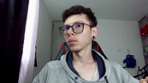 Snapshot of vicent_brais chatting on 12-06-24, 11:11 Vicent Brais online show from 12-06-24, 11:11