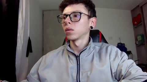 Snapshot of vicent_brais chatting on 12-14-24, 09:29 Vicent Brais online show from 12-14-24, 09:29