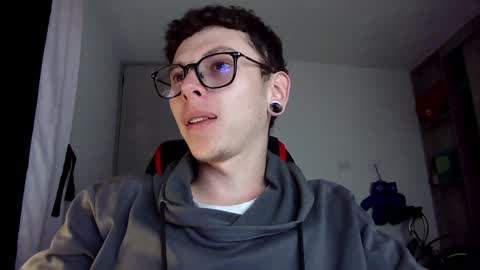 Snapshot of vicent_brais chatting on 12-20-24, 09:11 Vicent Brais online show from 12-20-24, 09:11