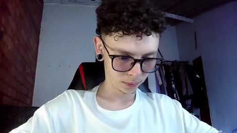 Snapshot of vicent_brais chatting on 01-21-25, 09:46 Vicent Brais online show from 01-21-25, 09:46