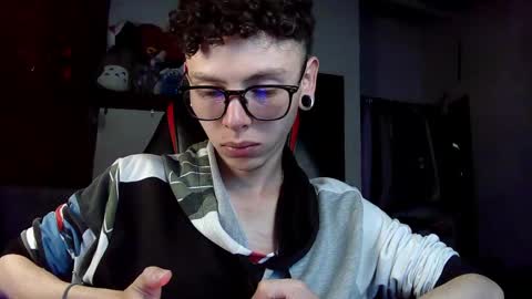 Snapshot of vicent_brais chatting on 02-18-25, 09:53 Vicent Brais online show from 02-18-25, 09:53