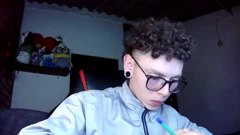 Snapshot of vicent_brais chatting on 02-20-25, 01:25 Vicent Brais online show from 02-20-25, 01:25