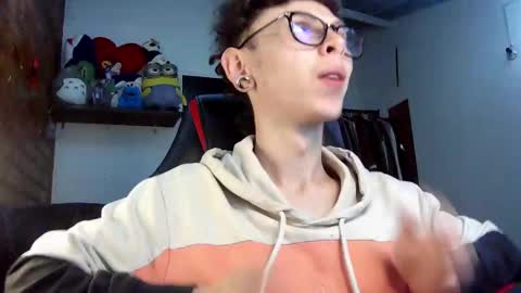 Snapshot of vicent_brais chatting on 03-07-25, 11:38 Vicent Brais online show from 03-07-25, 11:38