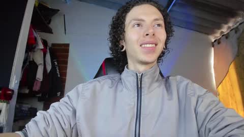 Snapshot of vicent_brais chatting on 01-08-26, 04:42 Vicent Brais online show from 01-08-26, 04:42