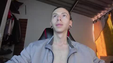 Snapshot of vicent_brais chatting on 01-17-26, 02:11 Vicent Brais online show from 01-17-26, 02:11