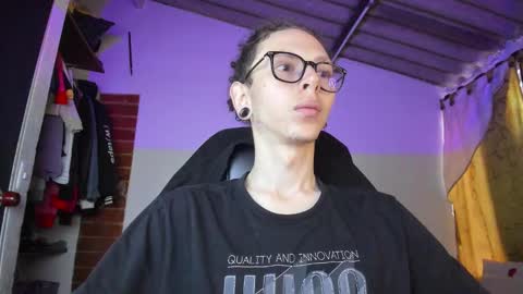 Snapshot of vicent_brais chatting on 02-21-26, 01:23 Vicent Brais online show from 02-21-26, 01:23