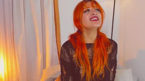 Snapshot of vicioushorse33 chatting on 11-11-25, 10:54 Sophie and Stan online show from 11-11-25, 10:54