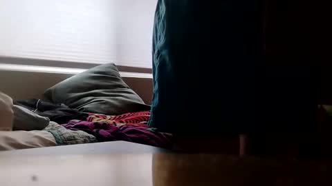 Snapshot of viciouzz1 chatting on 11-17-25, 08:03 viciouzz1 online show from 11-17-25, 08:03