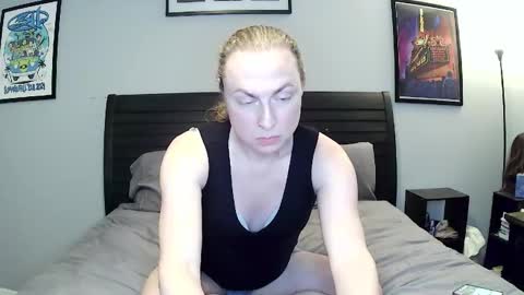 Vicki Stockings online show from 02-16-26, 02:29