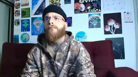 Snapshot of vickingcock7 chatting on 10-12-25, 08:35 vickingcock7 online show from 10-12-25, 08:35