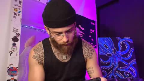 vickingcock7 online show from 12-15-25, 05:01