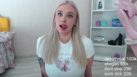 Snapshot of vickyfuckingdoll chatting on 02-19-25, 02:55 vickyfuckingdoll online show from 02-19-25, 02:55