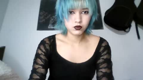 Snapshot of vickyinlove chatting on 07-23-26, 09:57 vickyinlove online show from 07-23-26, 09:57