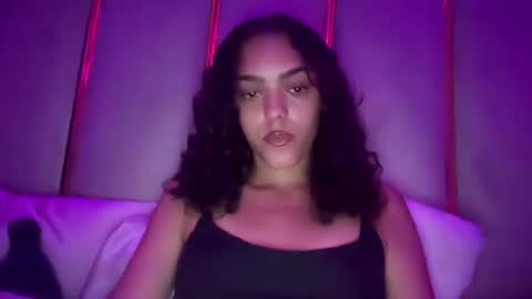 Snapshot of vickyyyx chatting on 05-03-26, 01:44 Goddess Victory online show from 05-03-26, 01:44