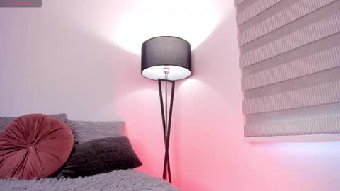 Victoria  online show from 10-04-25, 08:07