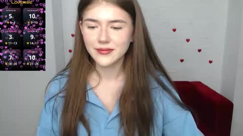 Snapshot of victiriadax chatting on 10-17-25, 06:38 Victoria online show from 10-17-25, 06:38